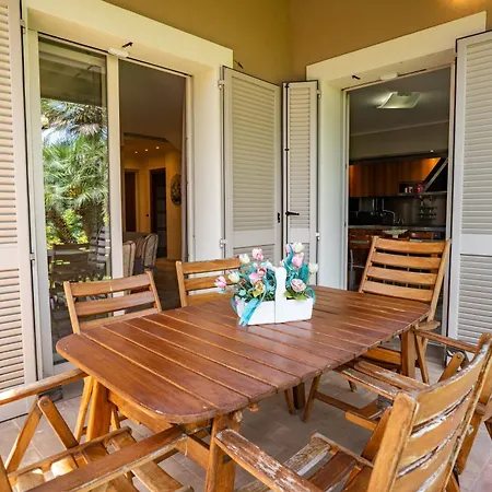 וילה A 5 Minuti Da - Bbq & Giardino